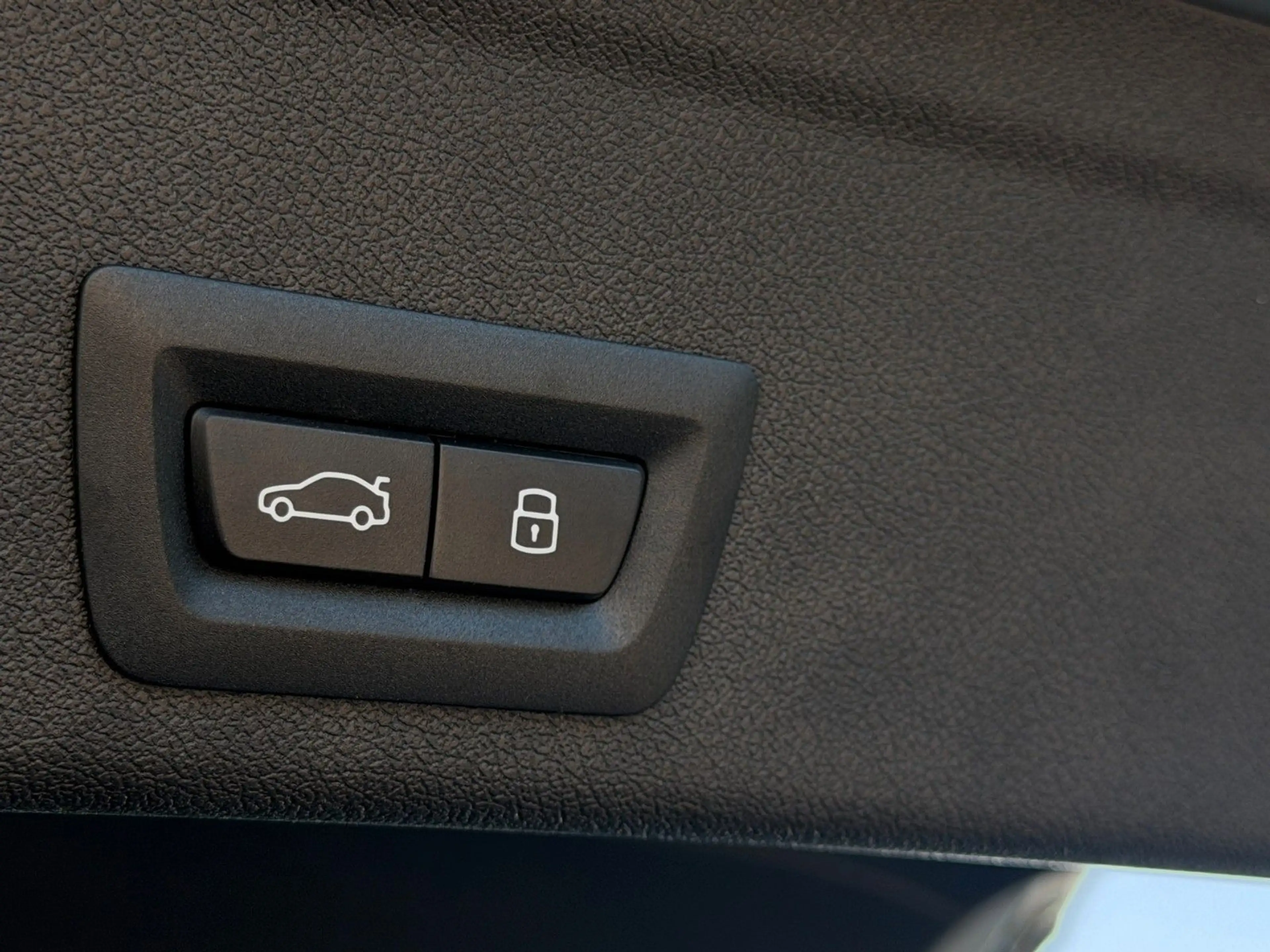 BMW X6 30d xDrive M Sport PRO 21" Gestik HuD Pano HK — photo 14