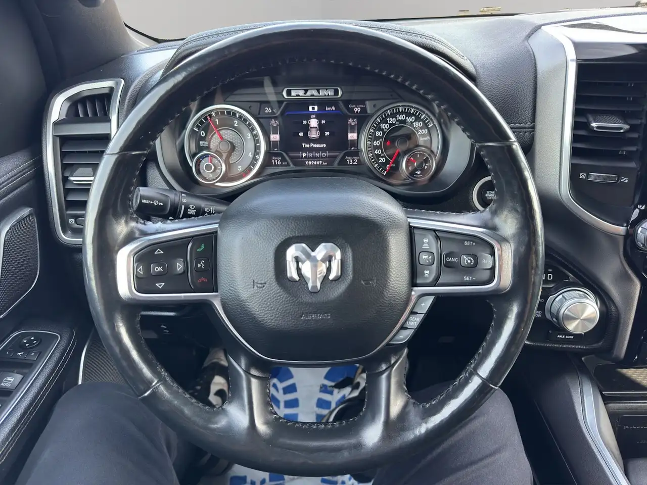 RAM 1500 снимка RAM 1500