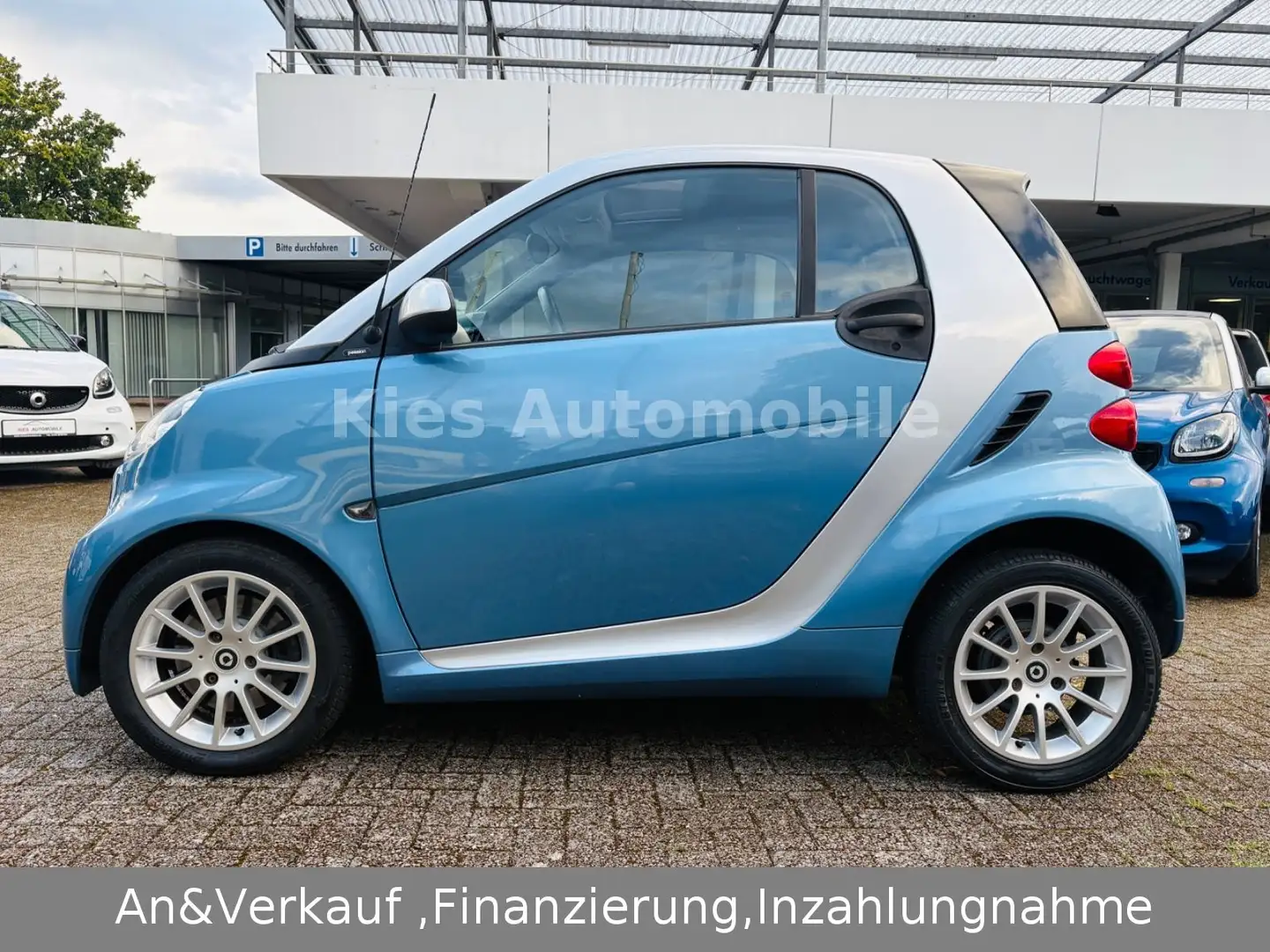 smart forTwo Passion AUTOM/SERVO/SITZH/PANO/KLIMA/2.HA Bleu - 2
