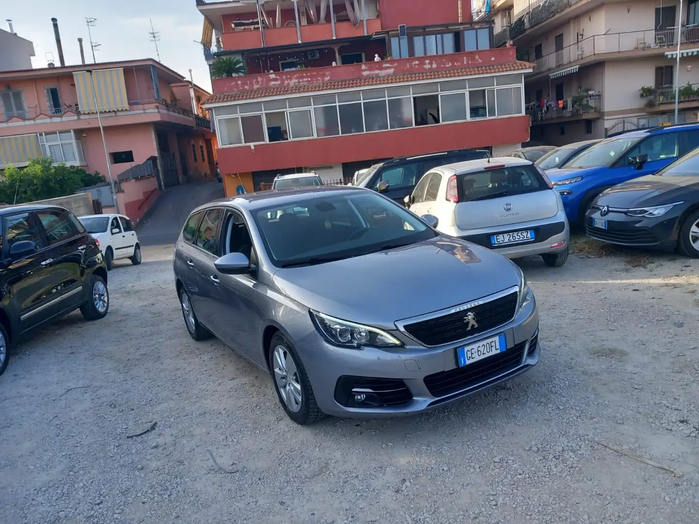 Peugeot 308 308 II 2021 SW SW 1.2 puretech t Active s - 2