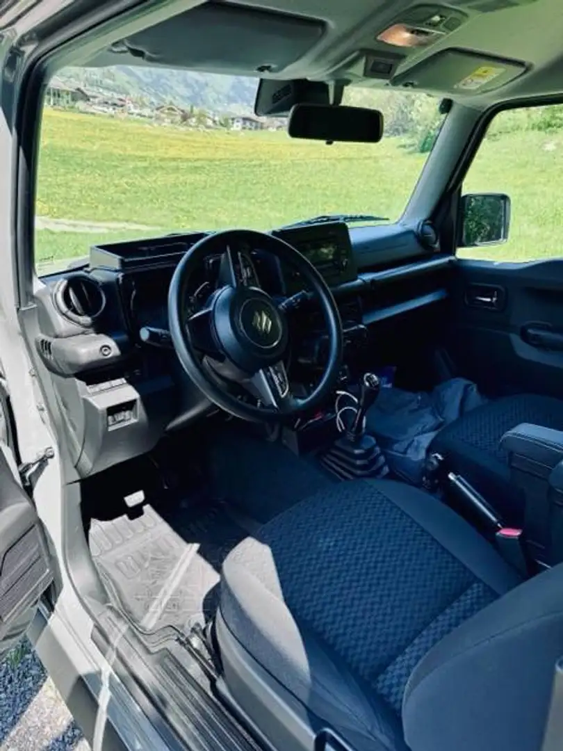 Suzuki Jimny Jimny 1,5 VVT Allgrip Pure Pure Grau - 2