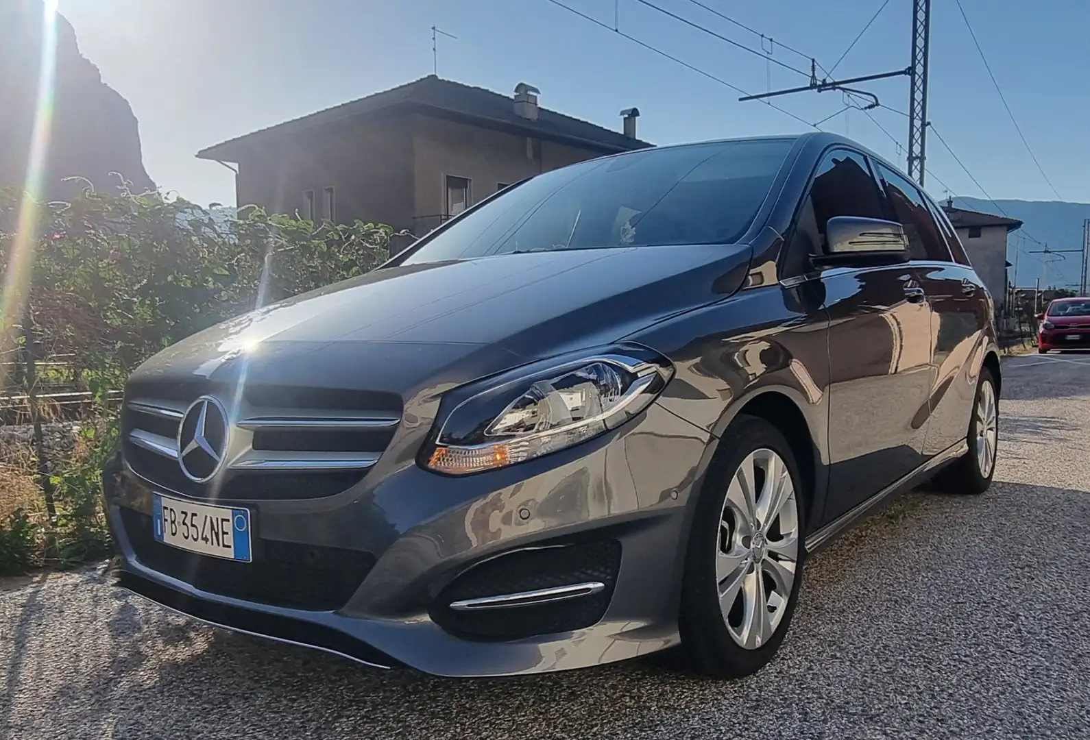 Mercedes-Benz B 180 (CDI) d 7G-DCT Style Automatico Grigio - 1