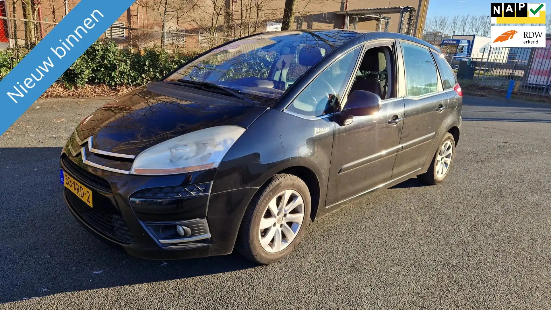 Citroen C4 Picasso 1.6 THP Business EB6V 5p. Fekete - 1