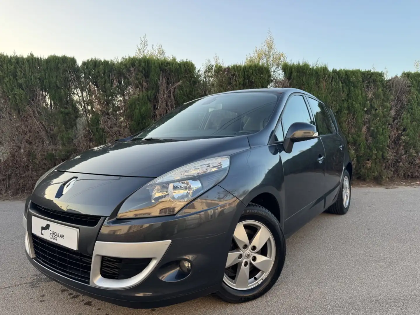 Renault Scenic 1.5dCi Dynamique 105 Negro - 1
