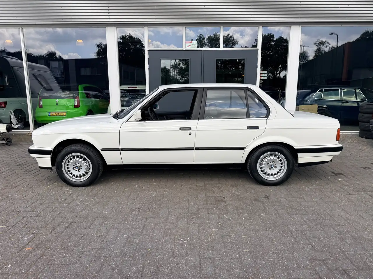 BMW 316 3-serie 316i/Automaat/Bijna Nieuwstaat/Taxatie Aanwezig!!!, foto 6