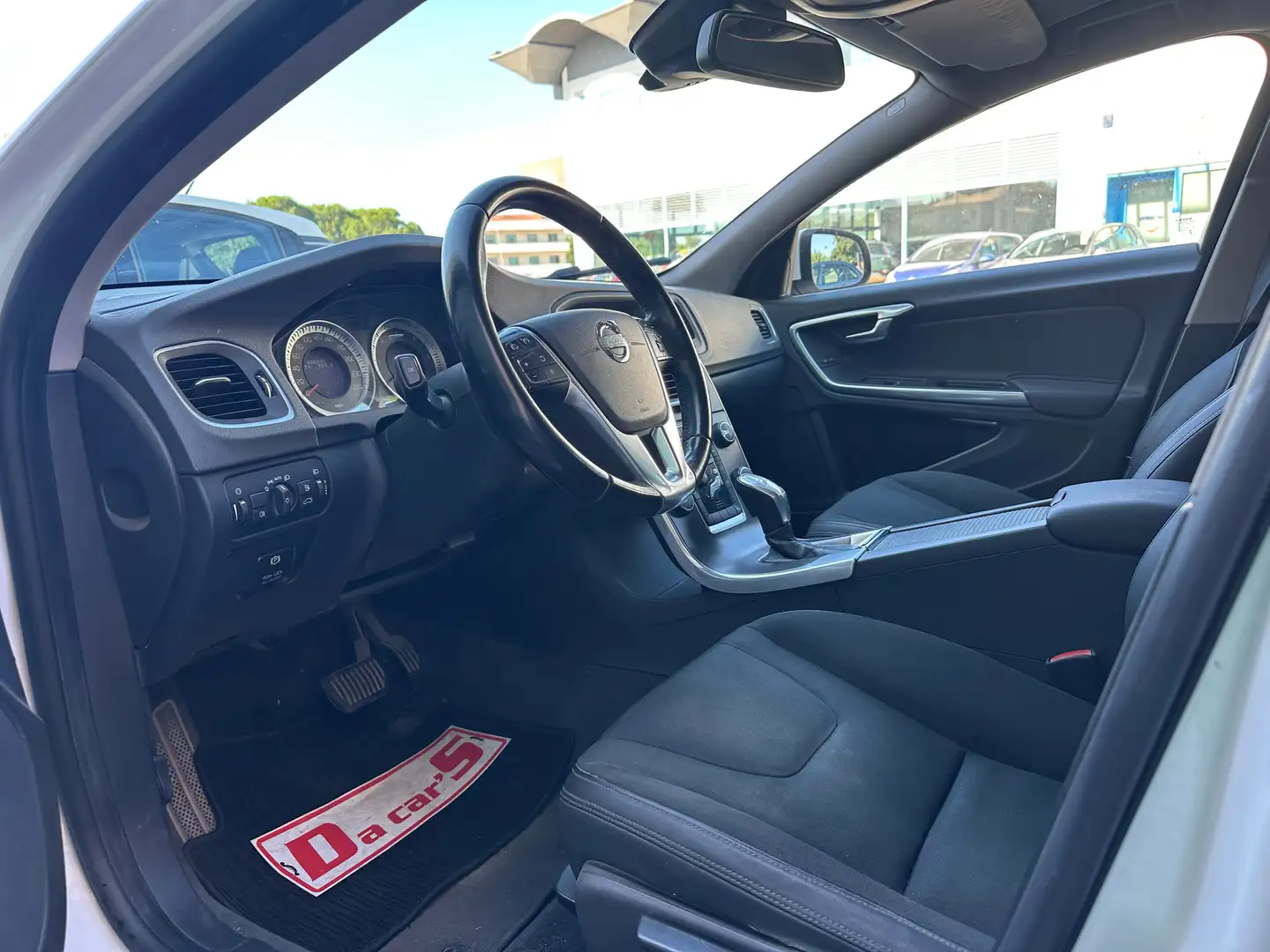 Volvo V60 2.0 d4 ved Momentum geartronic Bianco - 2