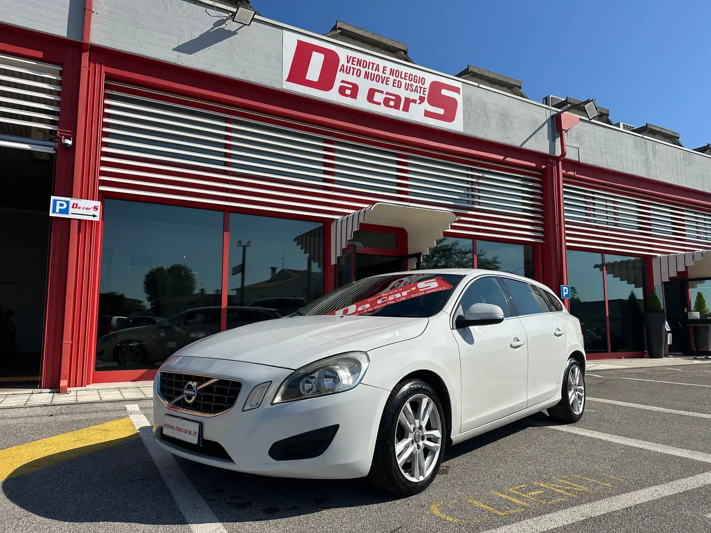 Volvo V60 2.0 d4 ved Momentum geartronic Bianco - 1