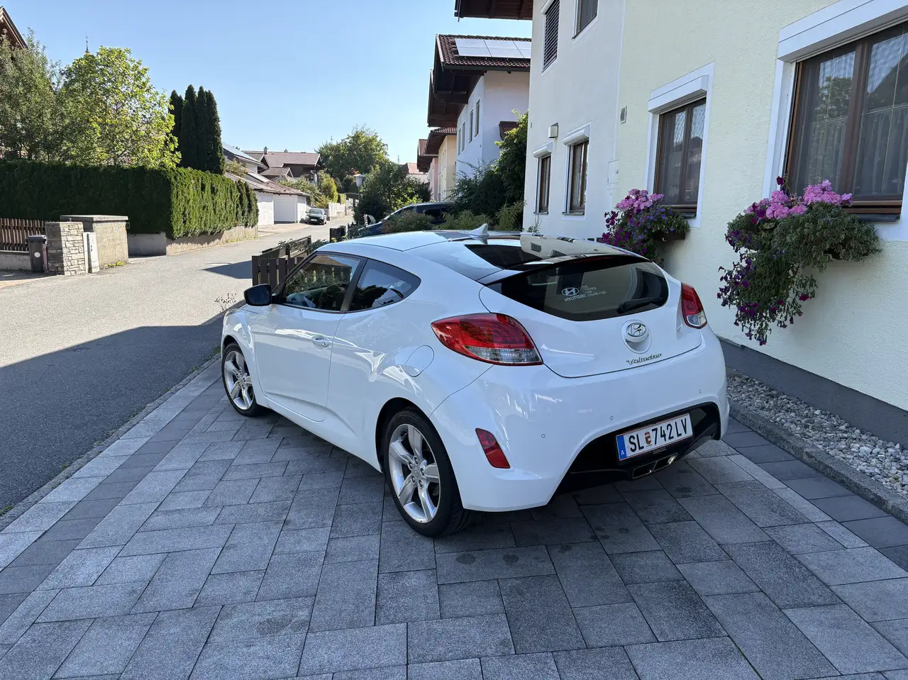 Hyundai VELOSTER