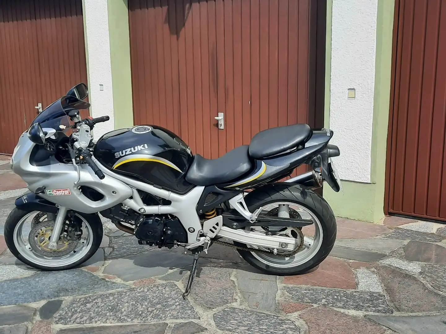 Suzuki SV 650 Siyah - 1