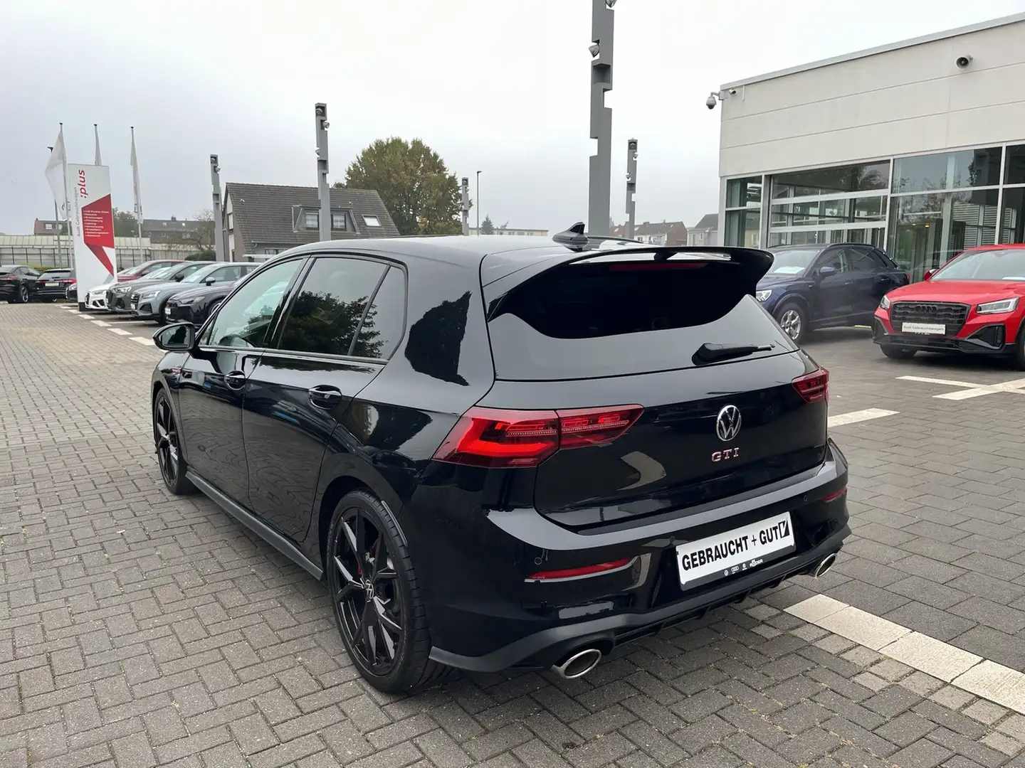 Volkswagen Golf VIII GTI Clubsport Matrix Pano HuD H&K LM19 Schwarz - 2