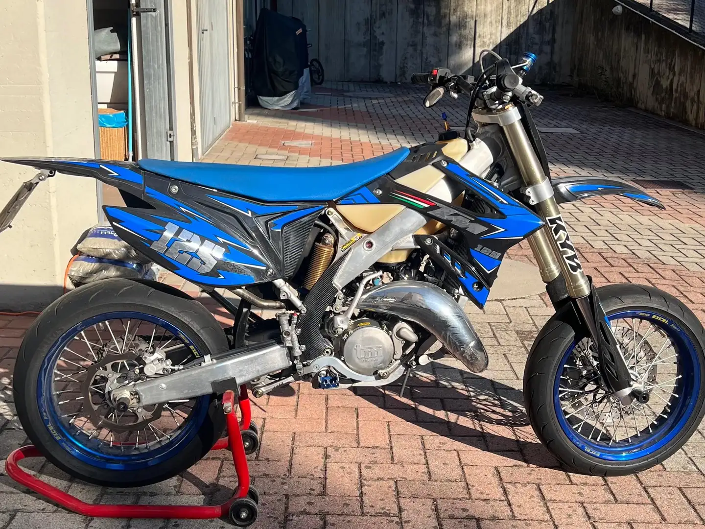 TM 125 smr 125 fi Blau - 1