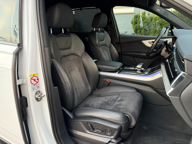Audi Q7 50 TDI quattro*3xS line*7-Sitz*HuD*Matrix*22" — photo 13