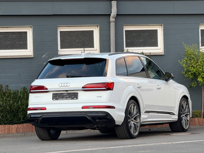 Audi Q7 50 TDI quattro*3xS line*7-Sitz*HuD*Matrix*22" — photo 6