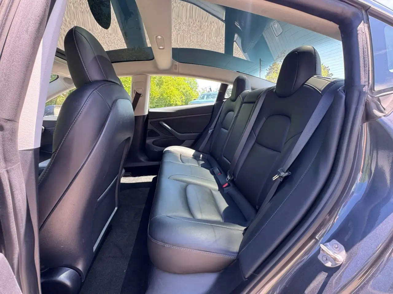 Tesla Model 3 photo Tesla Model 3