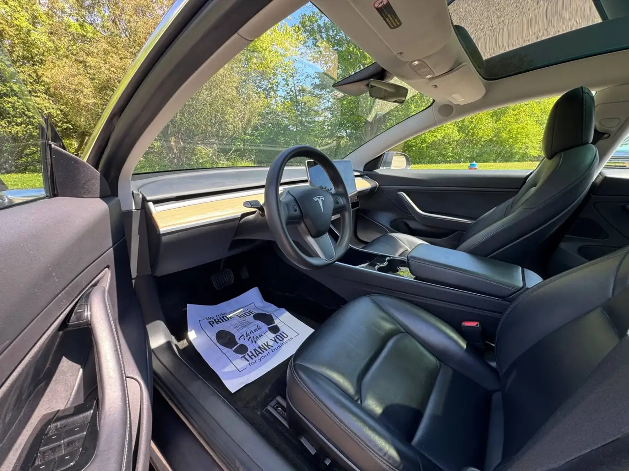 Tesla Model 3 photo Tesla Model 3