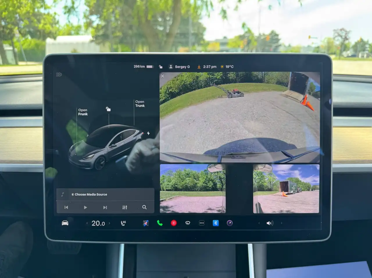 Tesla Model 3 photo Tesla Model 3