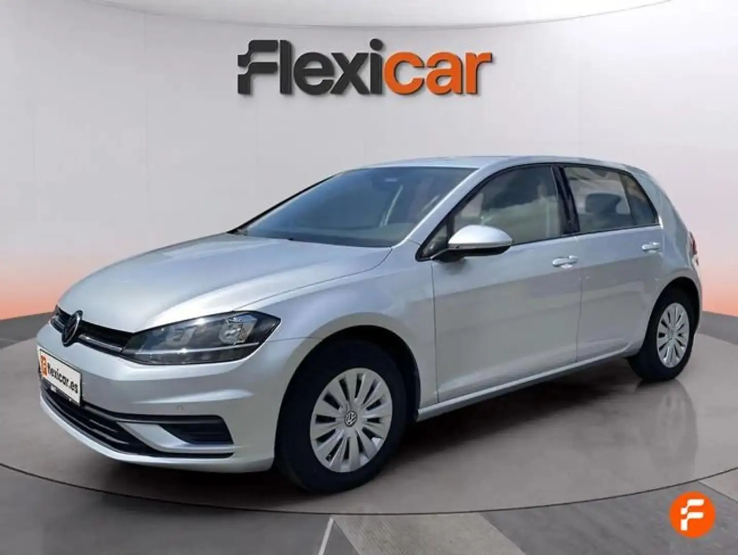 Volkswagen Golf 1.0 TSI Advance 81kW Gris - 2