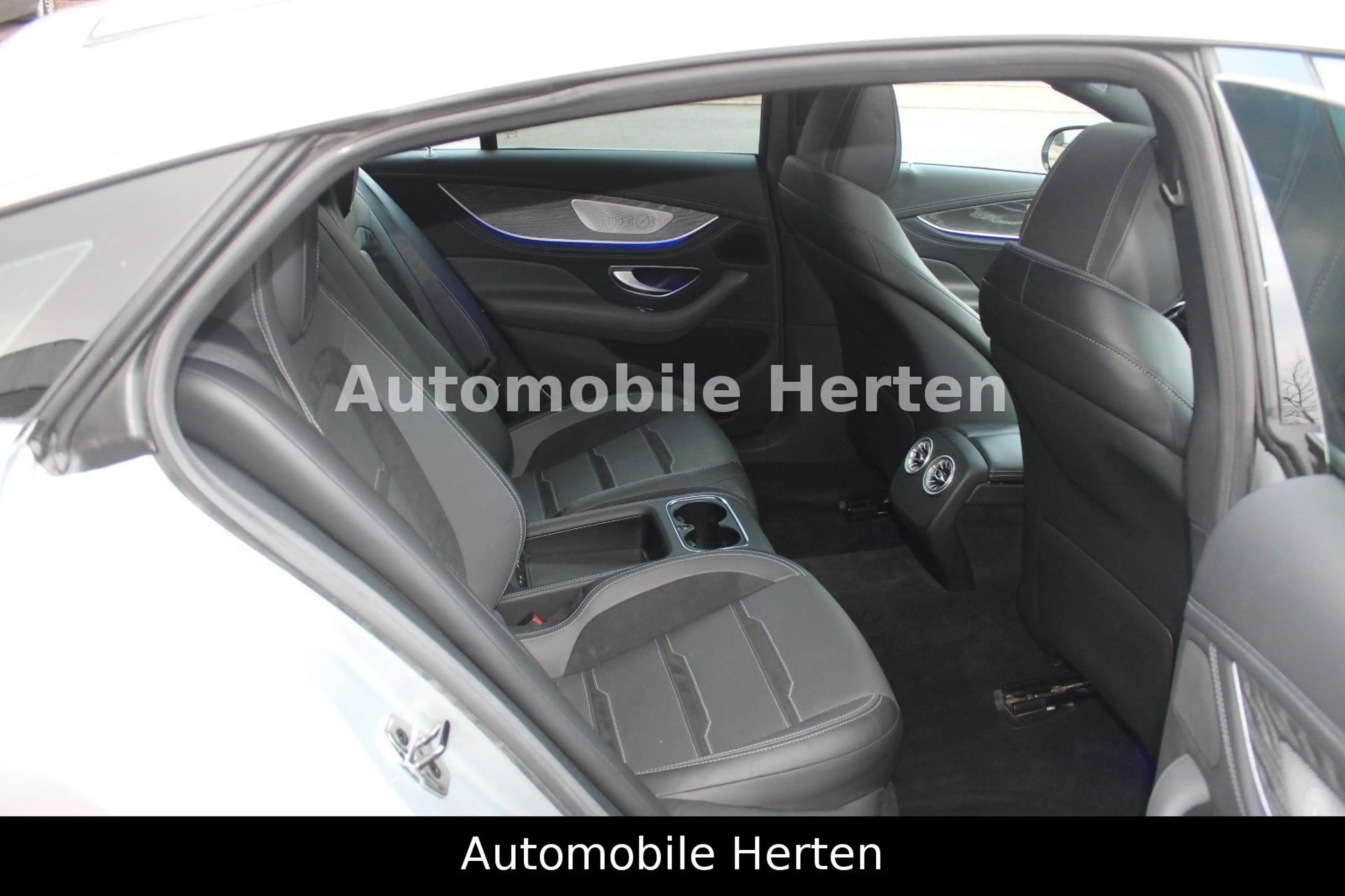 Mercedes-Benz AMG GT 43 4Matic+*WIDE*BURMESTER*21TKM*CAM* — photo 9