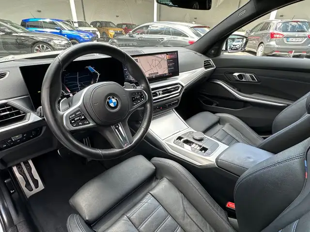 BMW 3 Series view 12