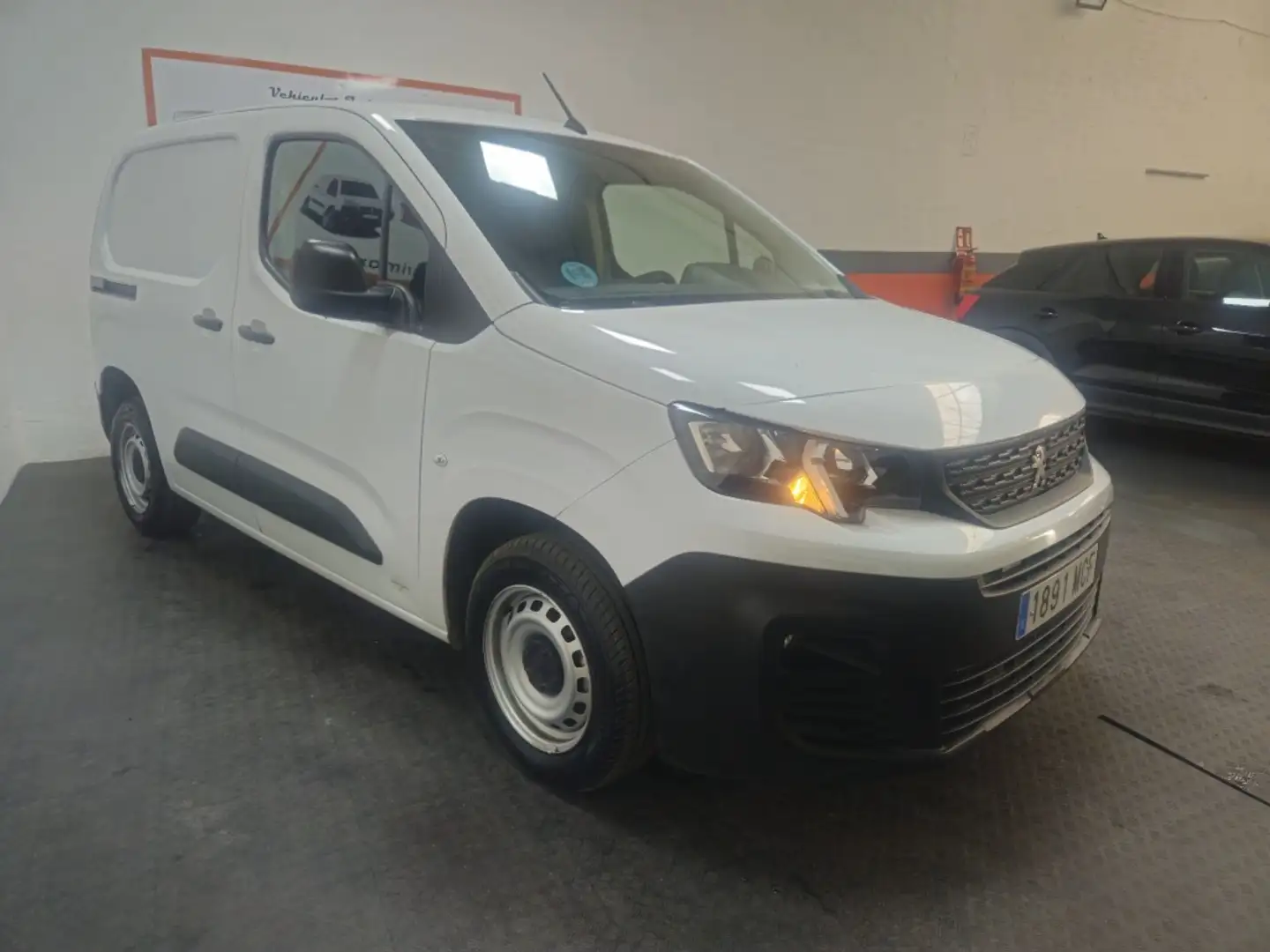 Peugeot Partner 1.5BlueHDI S&S Pro Standard 600kg 100 Blanco - 1