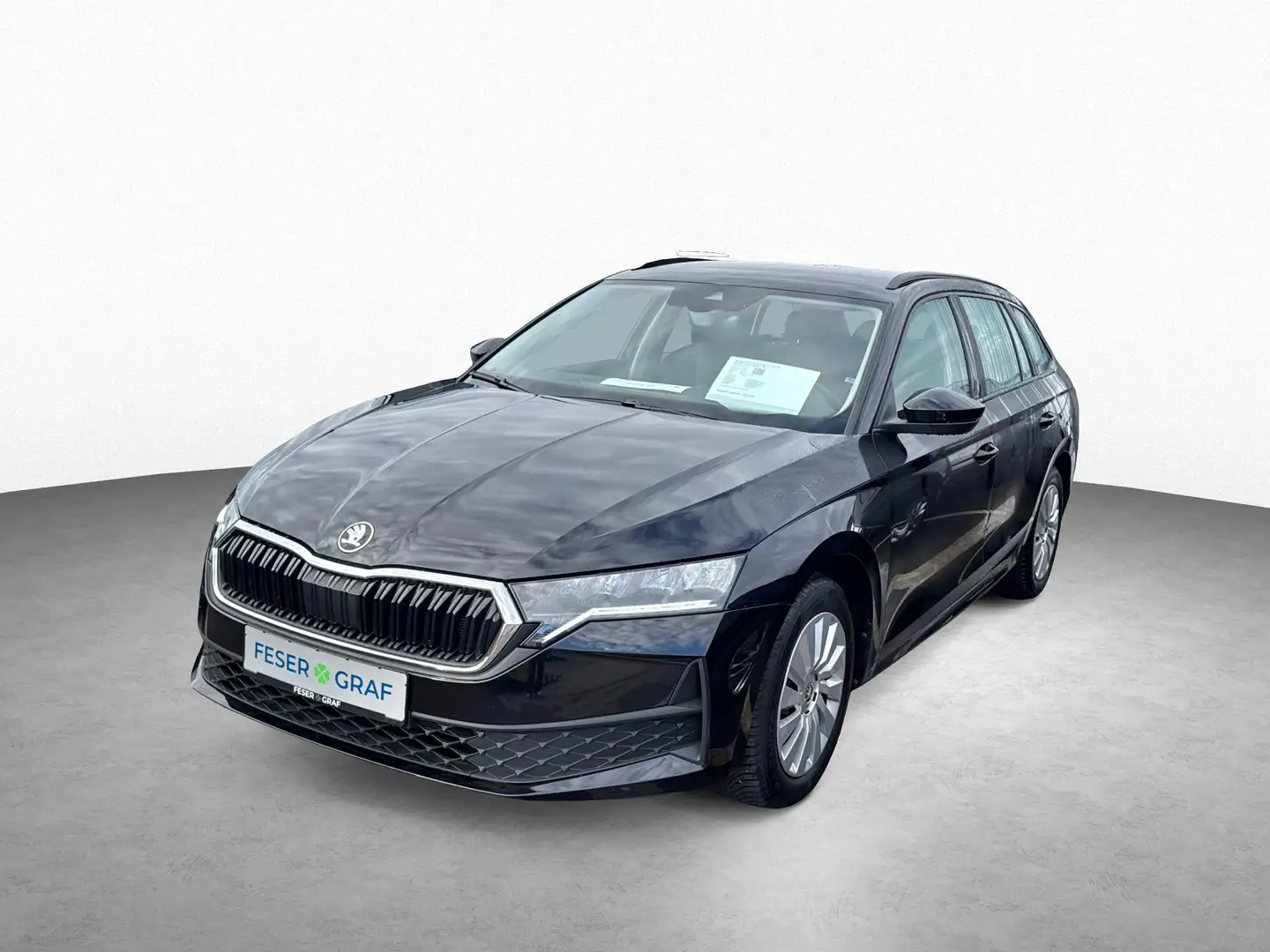 Skoda 1.5 TSI 85 kW Essence, AHK, LM Чёрный - 1
