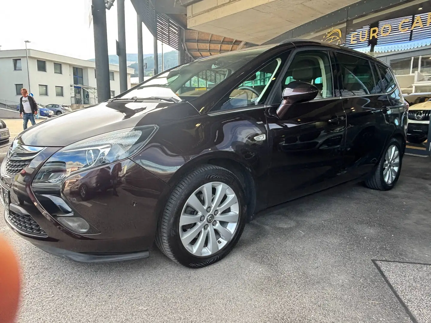 Opel Zafira Tourer Innovation 7 Sitzer Braun - 2