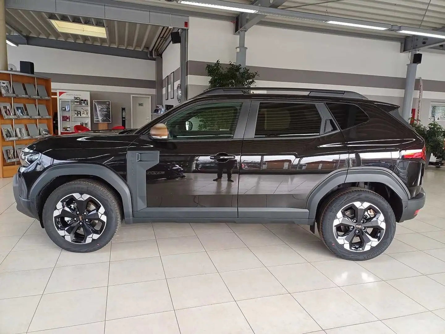 Dacia Duster Extreme+ Hybrid 140 Voll, sofort verfügbar Nero - 2