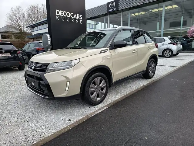 Suzuki Vitara Mild Hybride / Trekhaak (afneembaar) / DAB / LE...