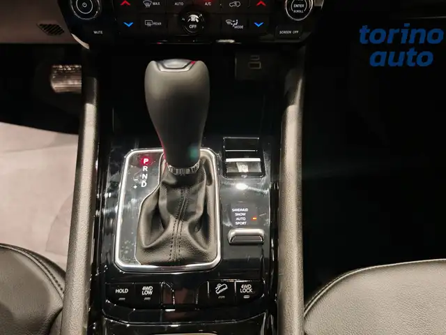 Jeep Compass view 23