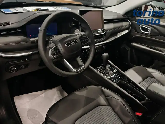 Jeep Compass view 7
