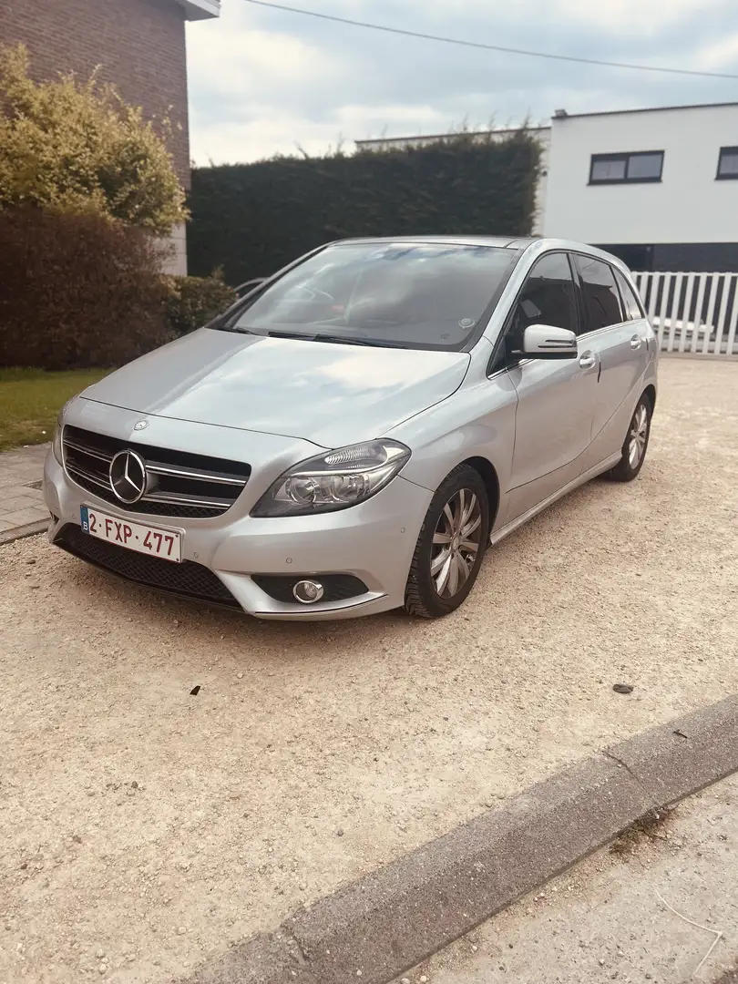 Mercedes-Benz B 180 CDI BlueEFFICIENCY EDITION 1 - 2