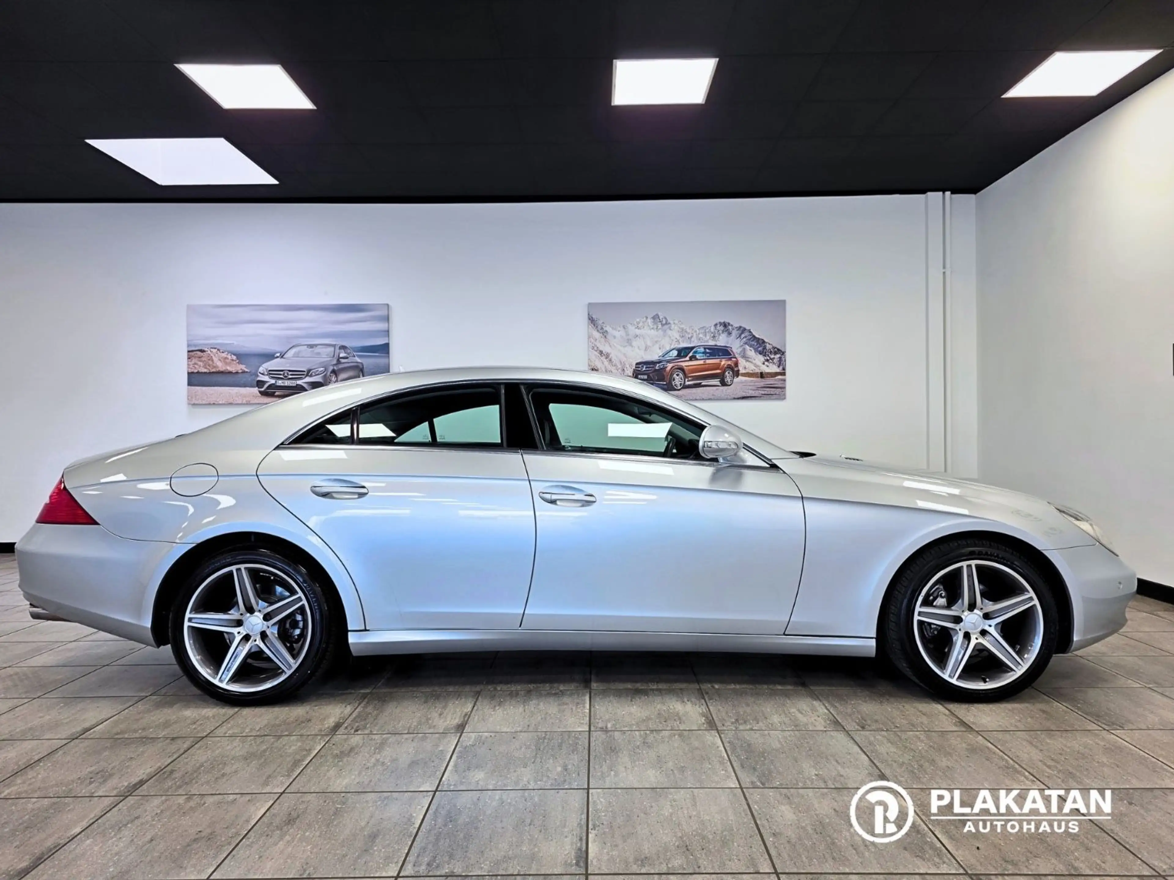 Mercedes-Benz CLS 320 CDI Leder Schiebedach SitzBeluft 4ZKlima — photo 4