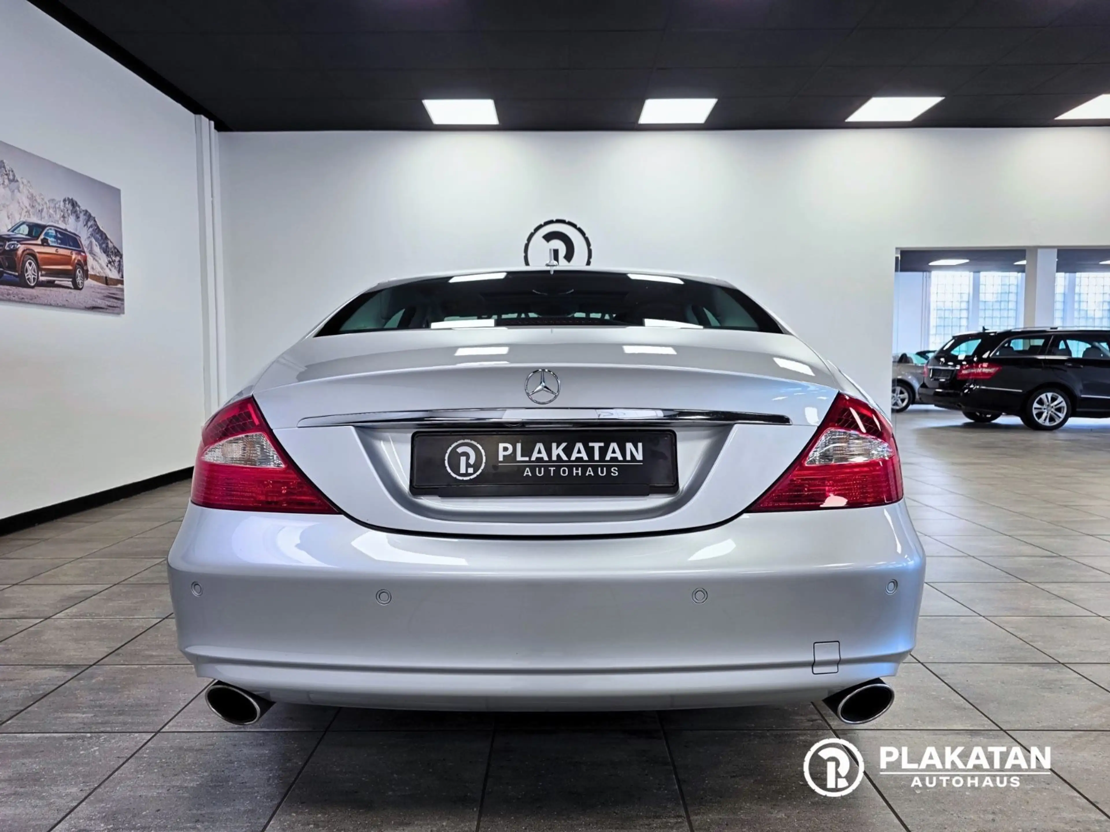 Mercedes-Benz CLS 320 CDI Leder Schiebedach SitzBeluft 4ZKlima — photo 6