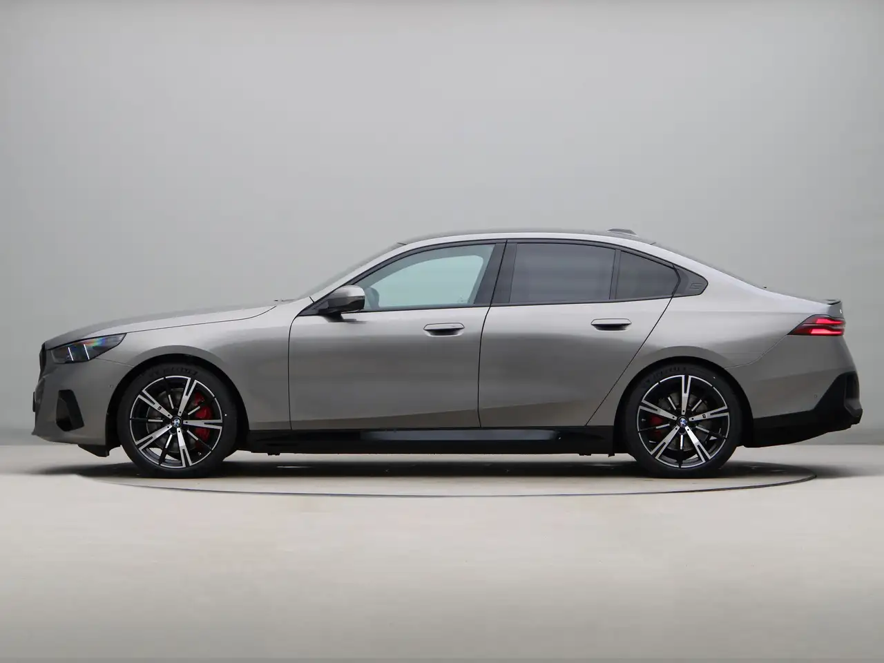 BMW i5 2026 — фото 12