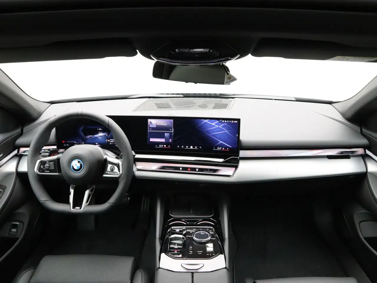 BMW i5 2026 — фото 13
