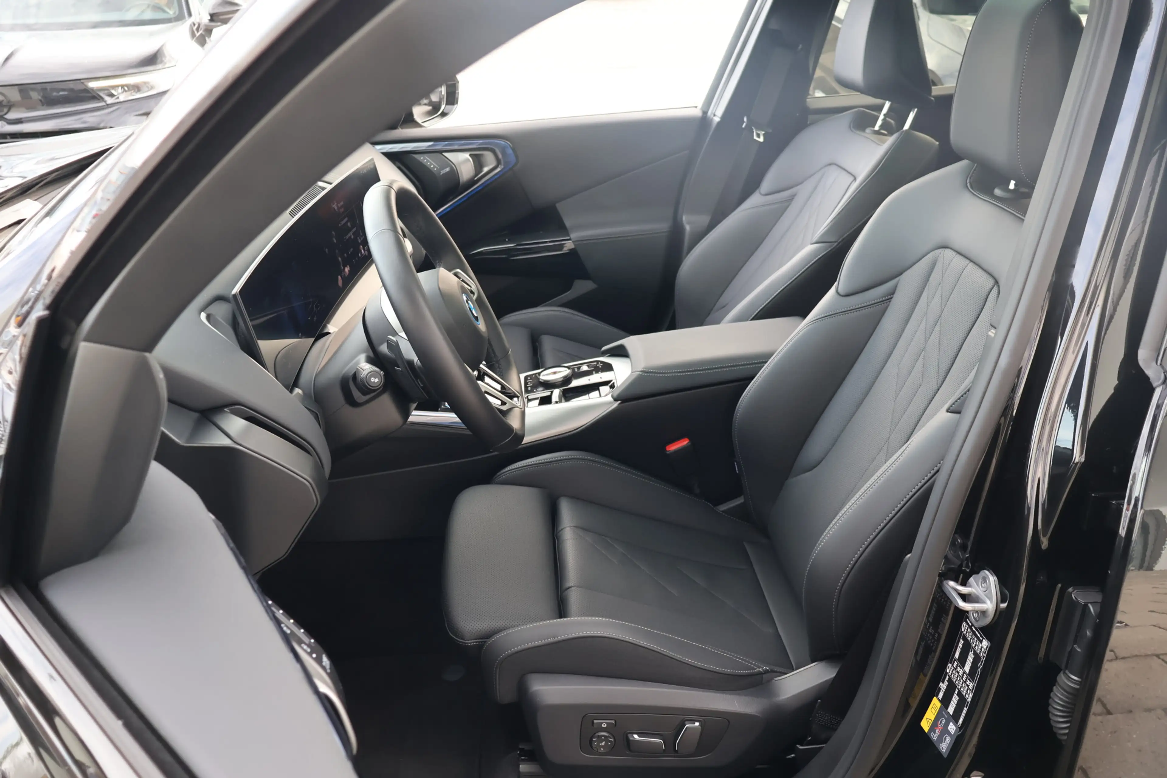 BMW X3 30e xDrive M Sport Automaat / Panoramadak / Trekha — photo 4