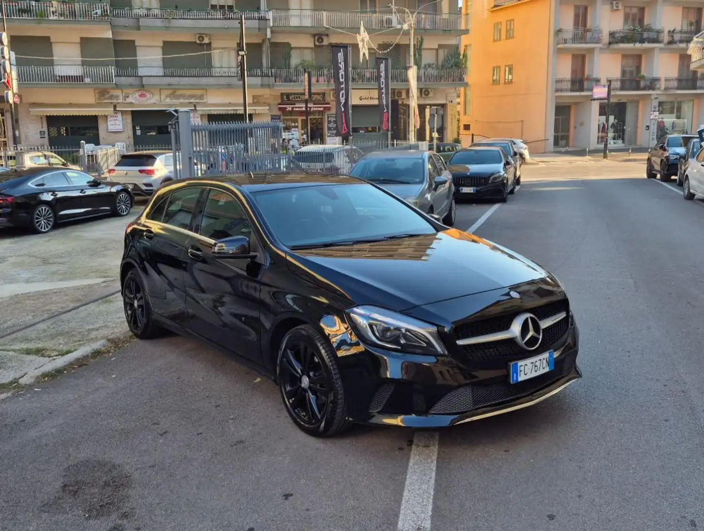 Mercedes-Benz 180 A d Sport Blanc - 2