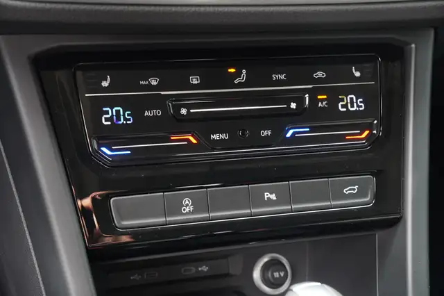 Volkswagen Touran view 26
