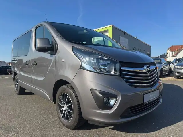 Opel Vivaro Combi L1H1  2,7t-8 sitzer
