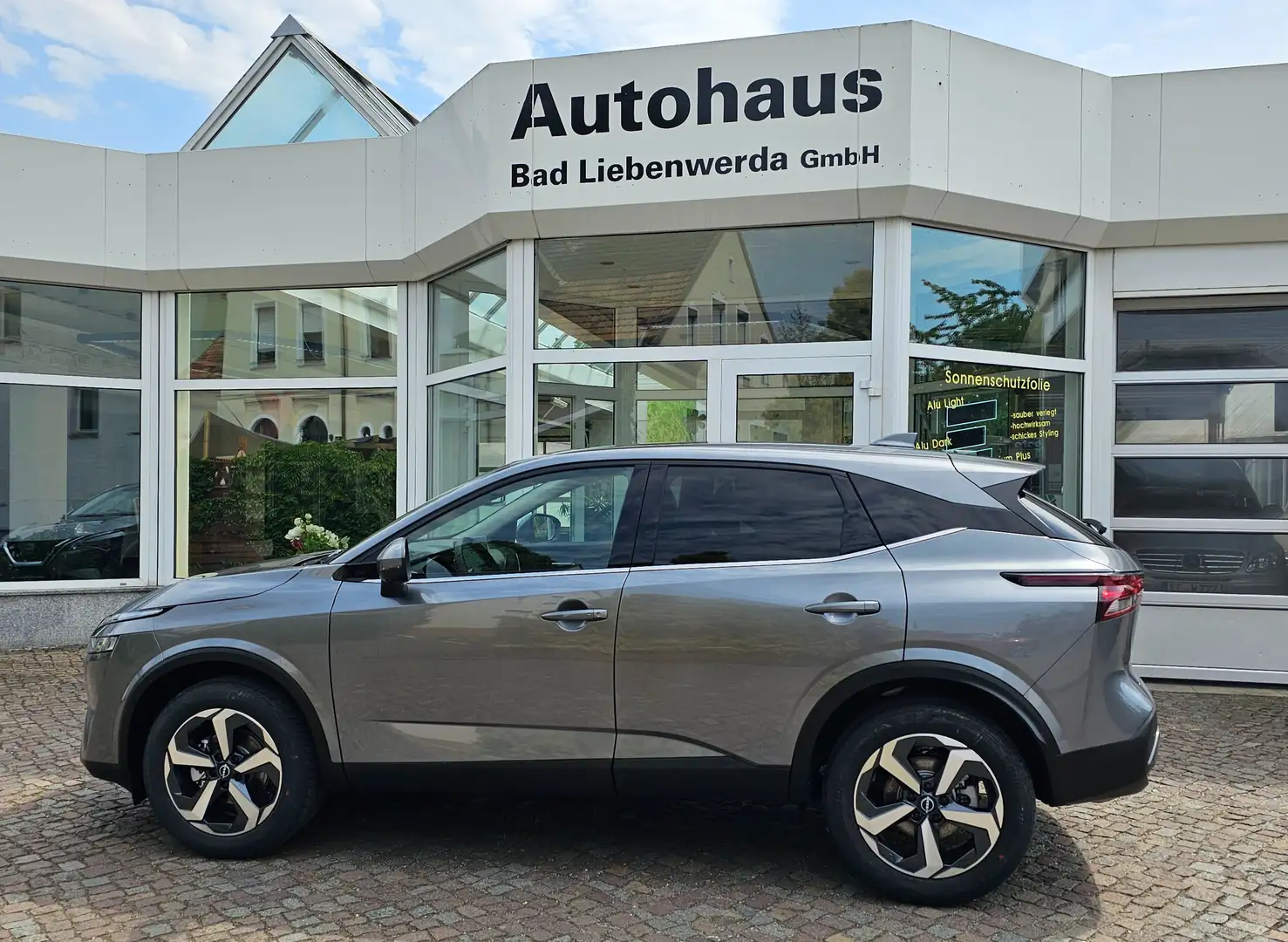 Nissan Qashqai N-Connecta Autom. Buisness  + Winter P. 18"Alu All Gris - 1