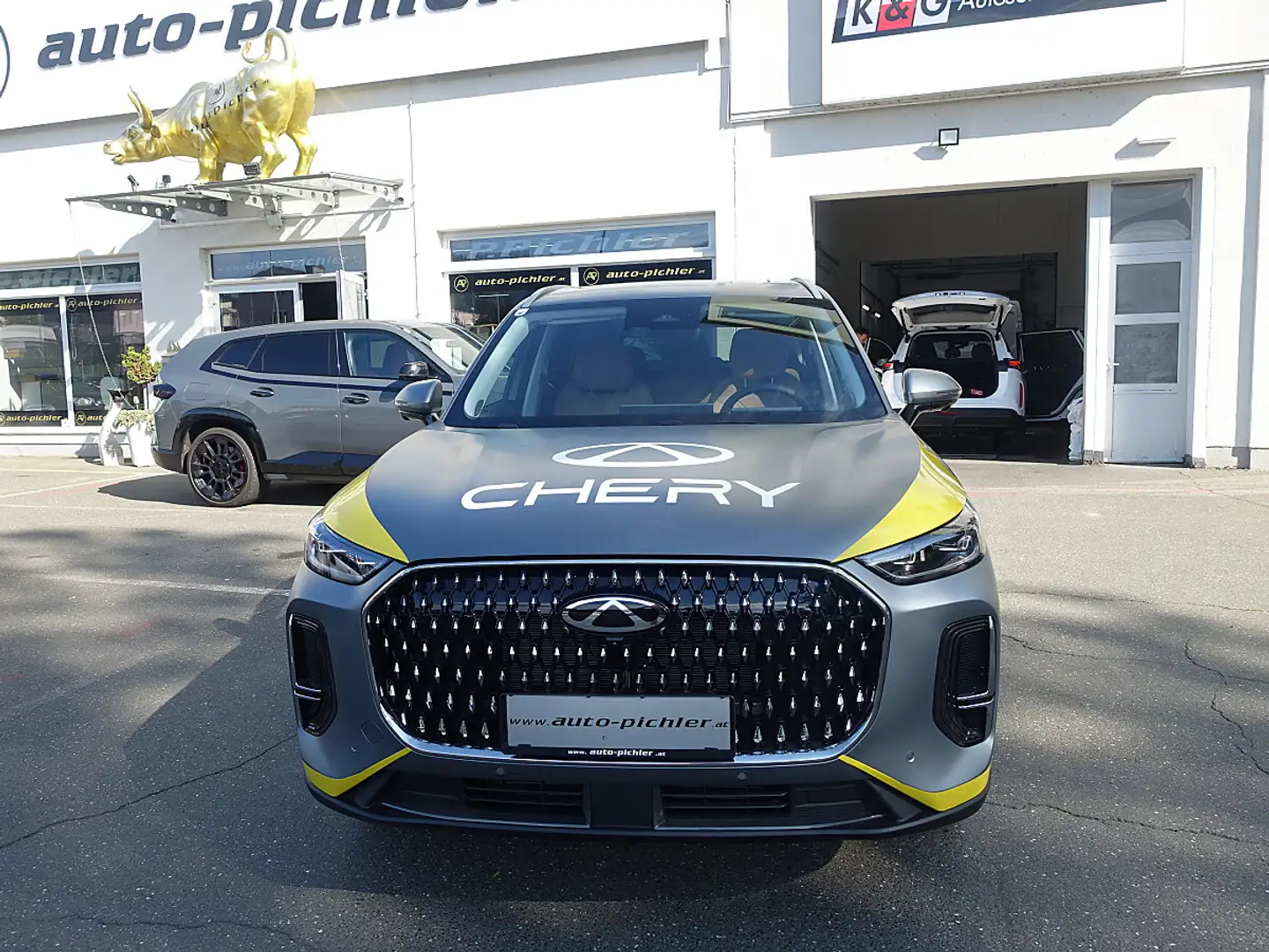 Chery Tiggo 9 PHEV Unique AWD Grau - 2