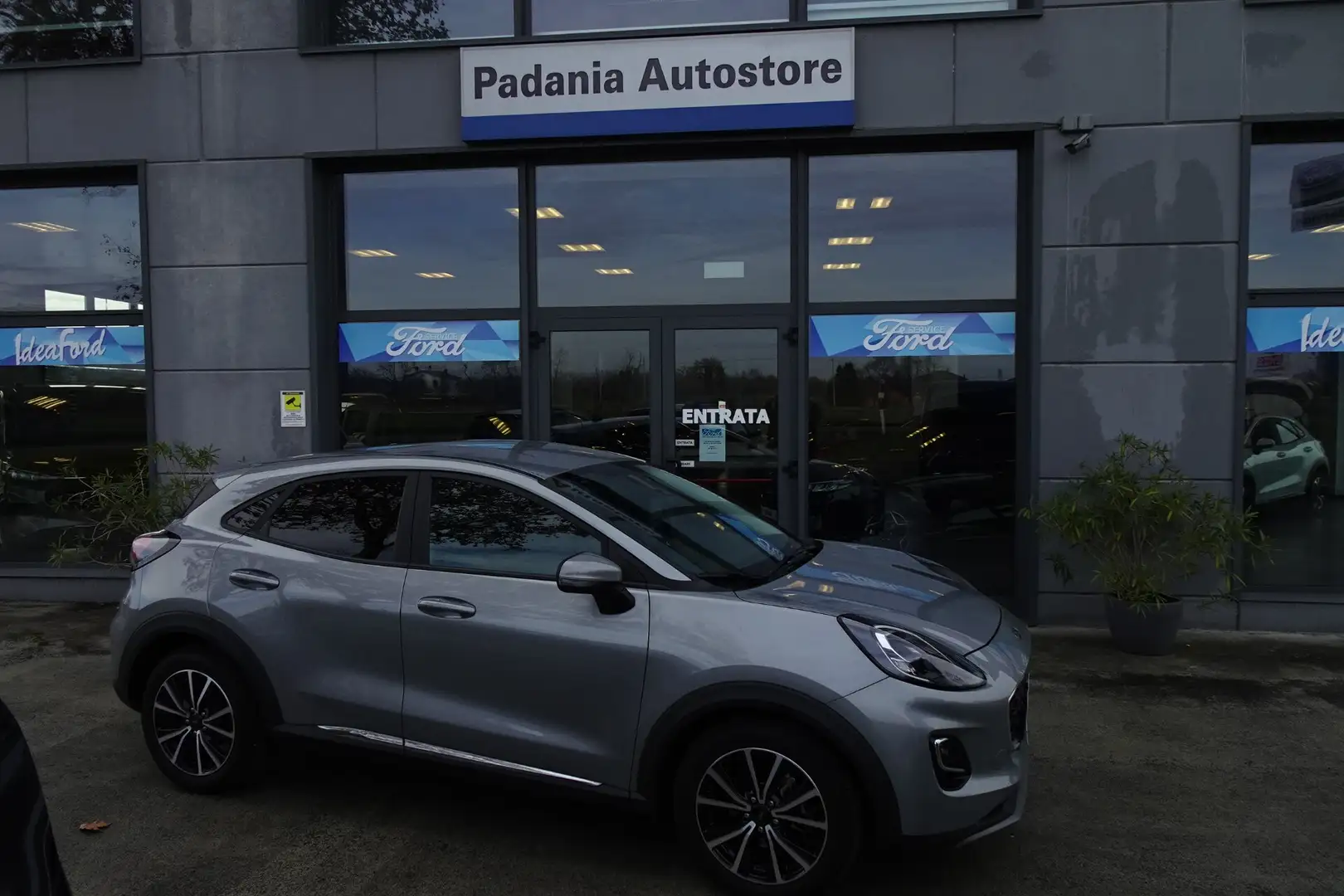 Ford Puma 1.0 EcoBoost Hybrid 125 CV S&S Titanium Grigio - 1
