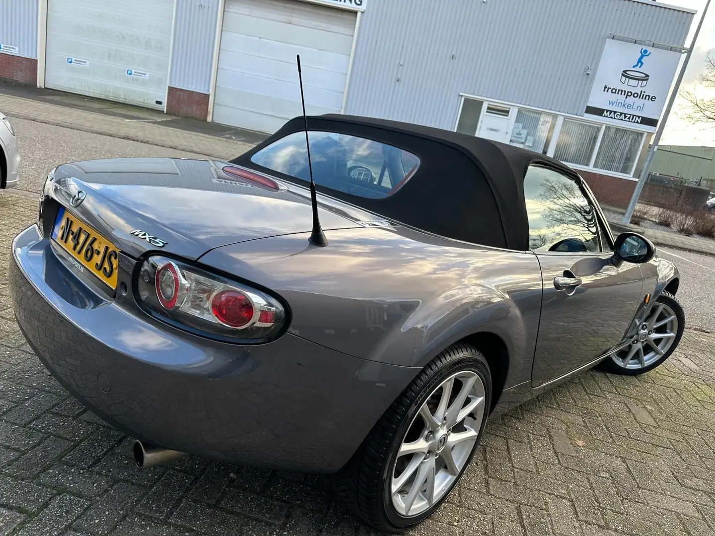 Mazda MX-5 1.8 Exclusive 2006 126 PK CARPLAY NAVI LEDER STOEL Gri - 2