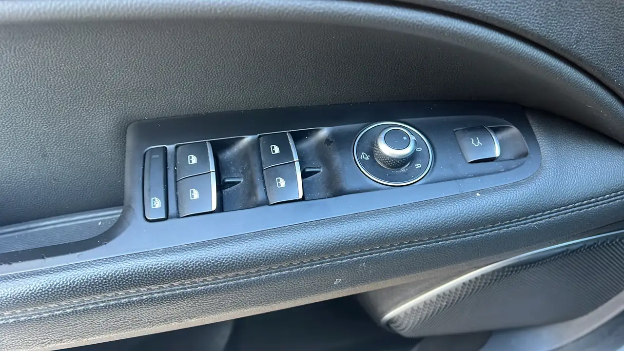 Alfa Romeo Stelvio 2021 — фото 12