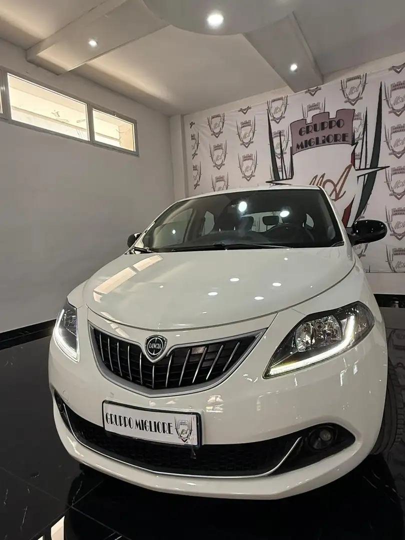 Lancia Ypsilon Ypsilon 1.2 Silver Gpl 69cv Grigio - 2