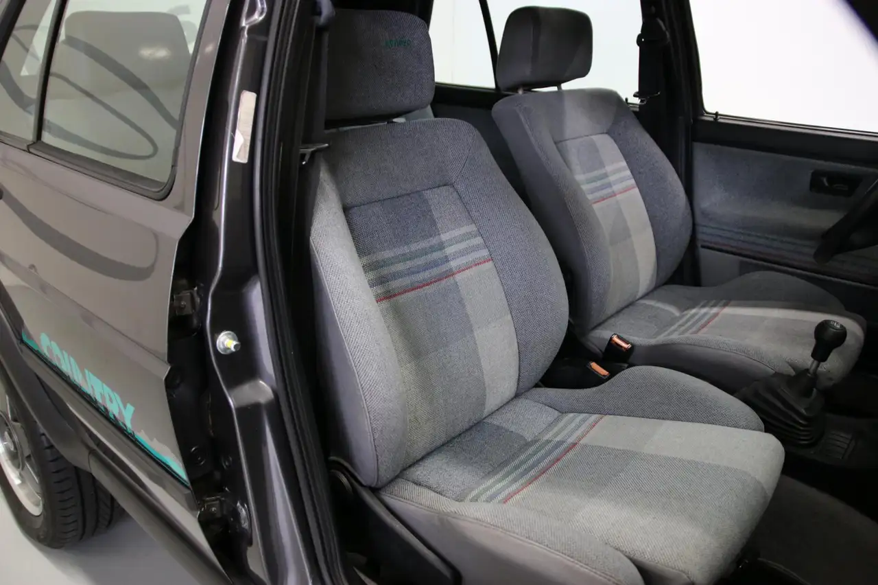 Volkswagen Golf 1.8 CL Syncro Country 75KW GKAT, foto 6