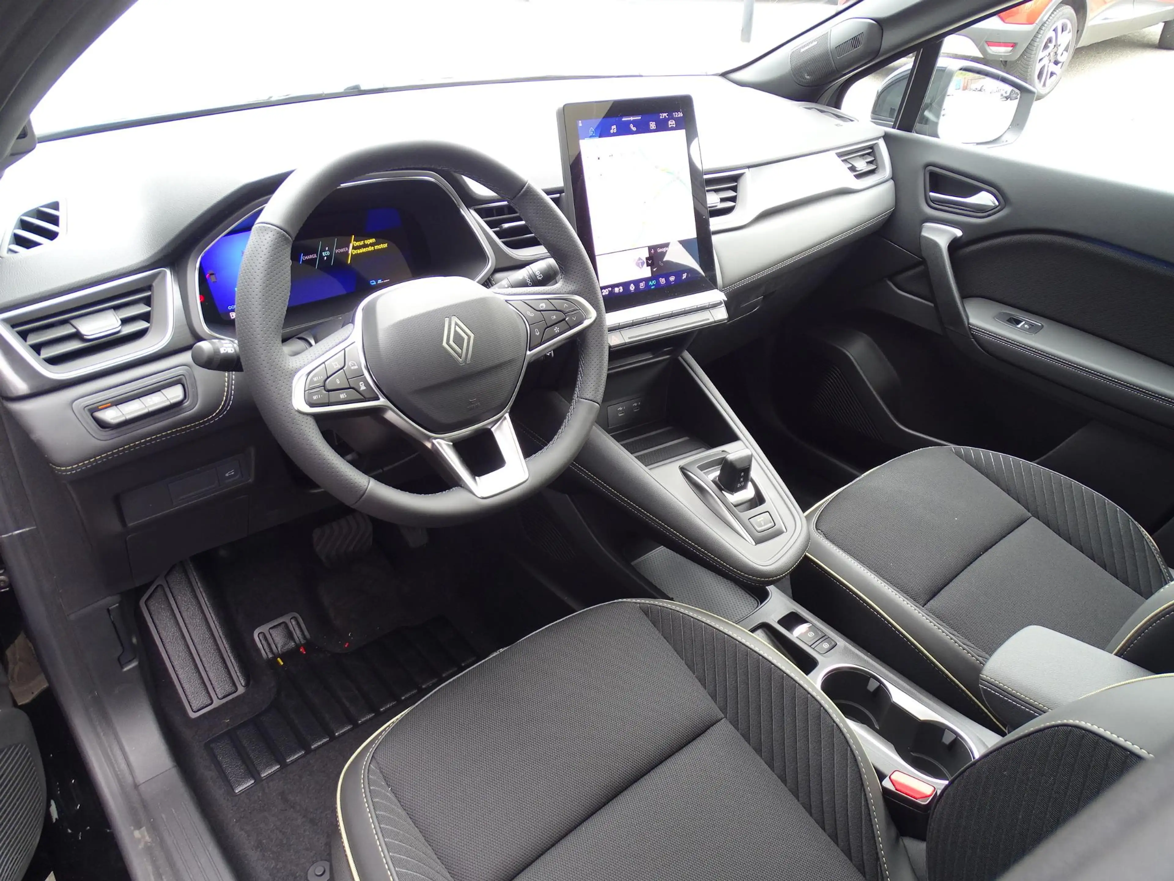 Renault Symbioz 1.8 E-Tech full hybrid 160 iconic | Harman & Kardo — photo 28