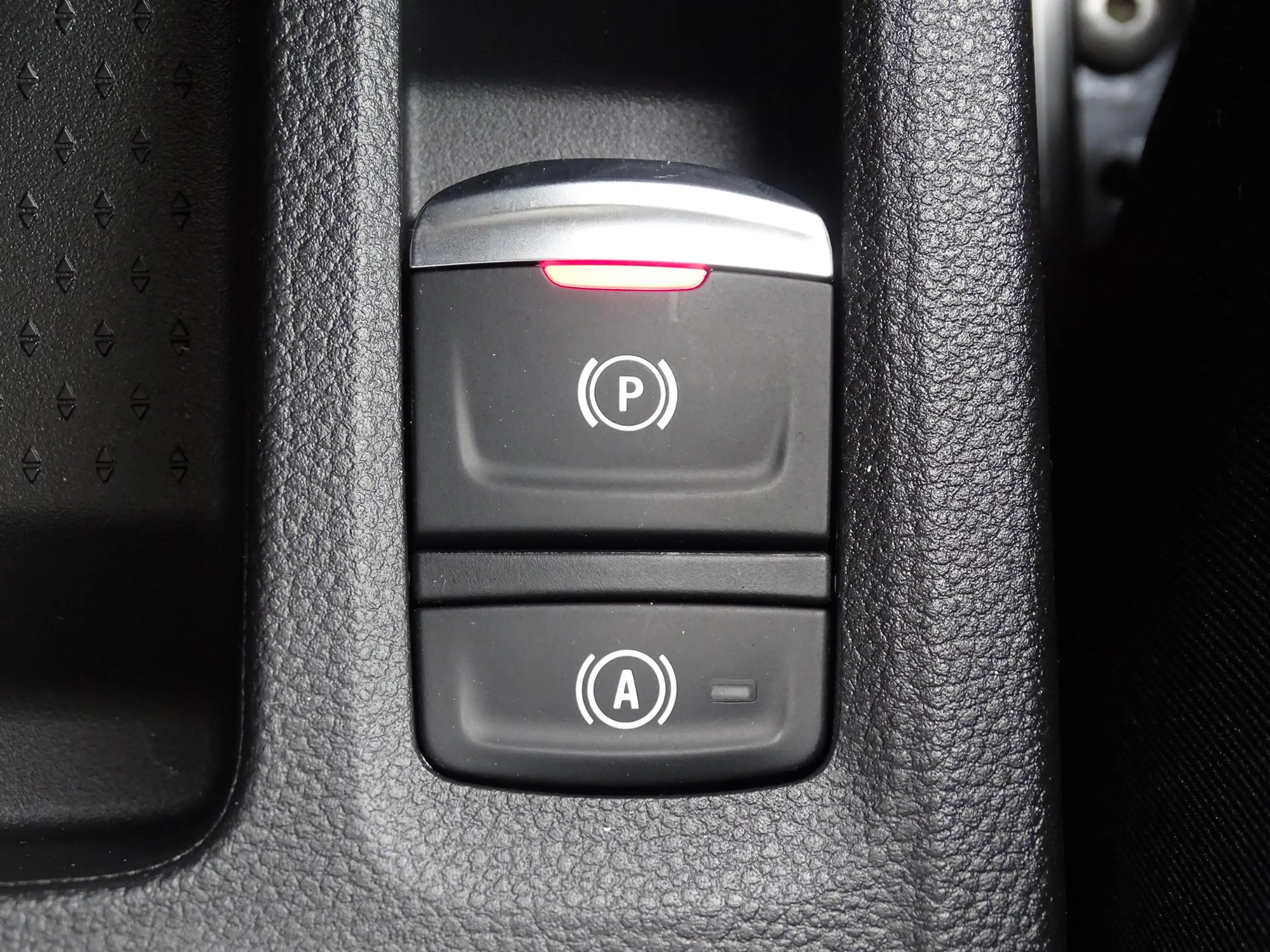 Renault Symbioz 1.8 E-Tech full hybrid 160 iconic | Harman & Kardo — photo 36