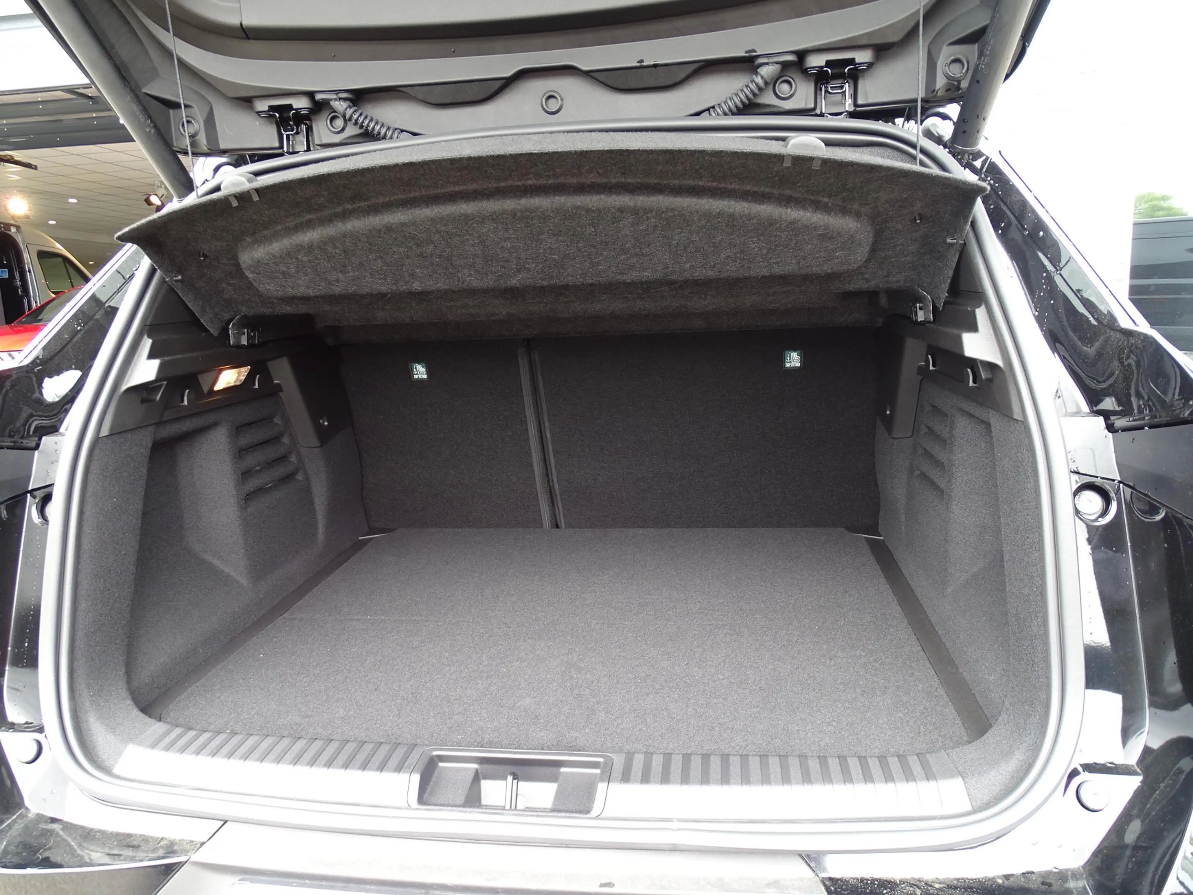 Renault Symbioz 1.8 E-Tech full hybrid 160 iconic | Harman & Kardo — photo 9