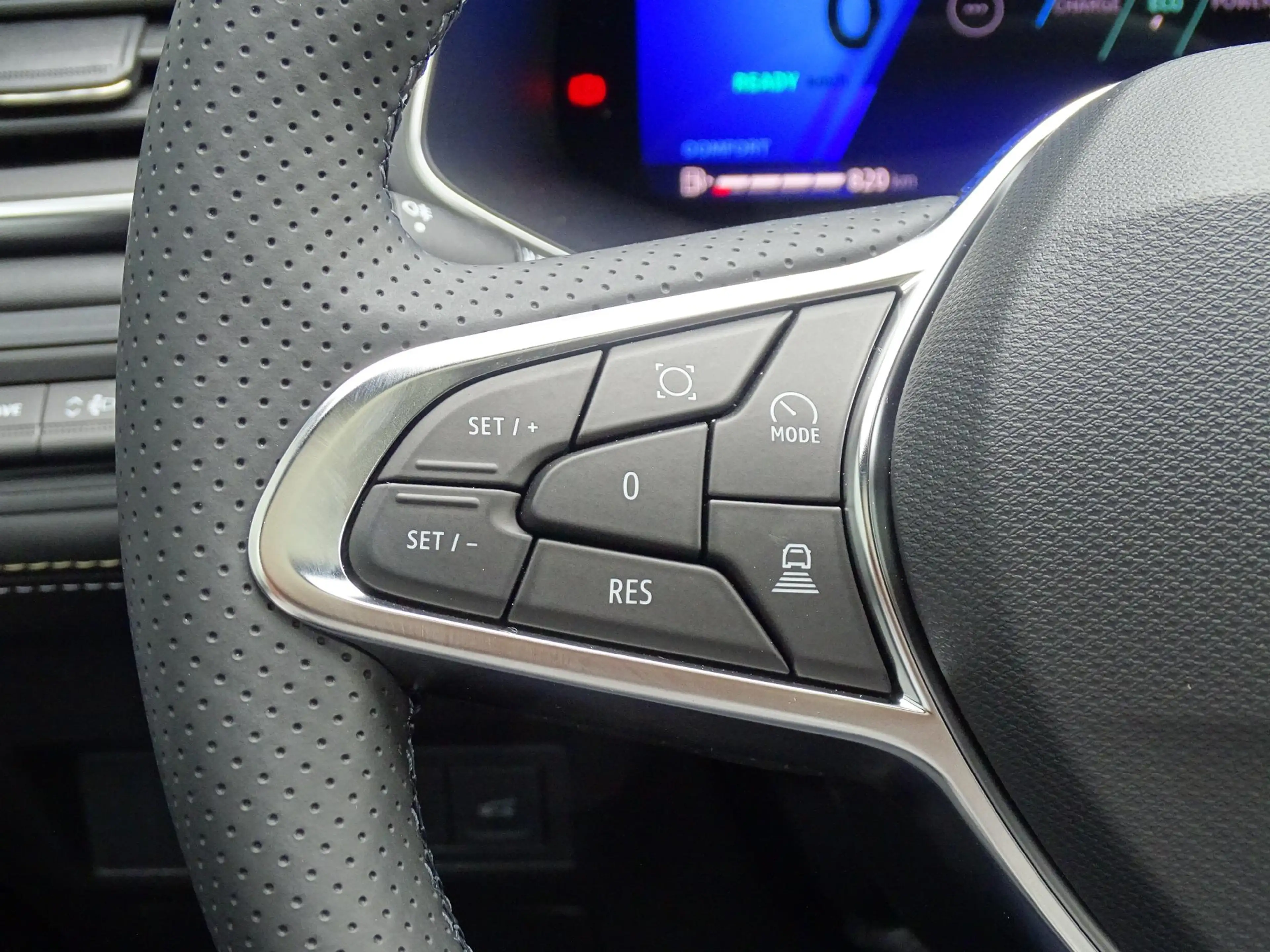 Renault Symbioz 1.8 E-Tech full hybrid 160 iconic | Harman & Kardo — photo 24